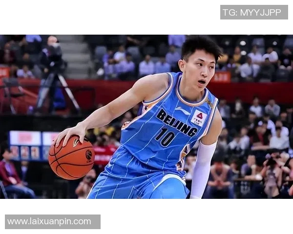 刘晓宇的篮球之路：从青涩少年到职业明星的成长历程与心路历程